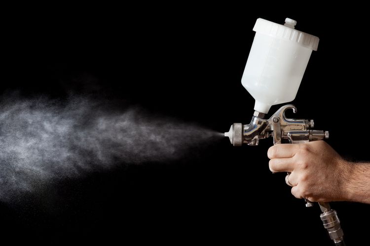 Aplikace barvy pistolí
