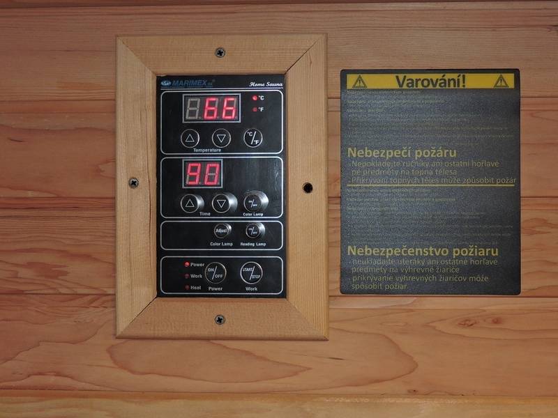 Ovládací panel infrasauny