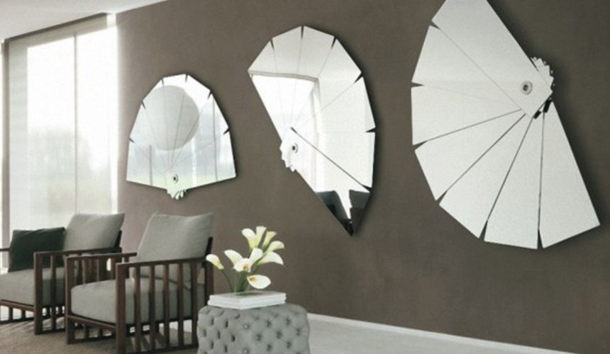 Designové zrcadla na stěnu