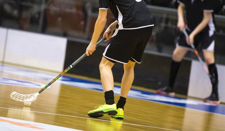 Délka florbalové hole je důležitý parametr výběru