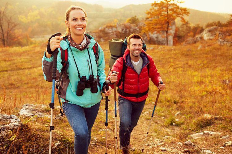Nordic Walking hole na turistiku