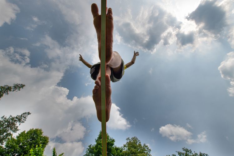 Chození po popruhu - slackline
