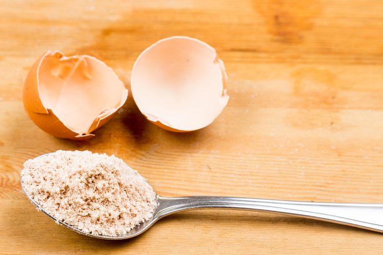 Prášek z vaječných skořápek na pleťový peeling