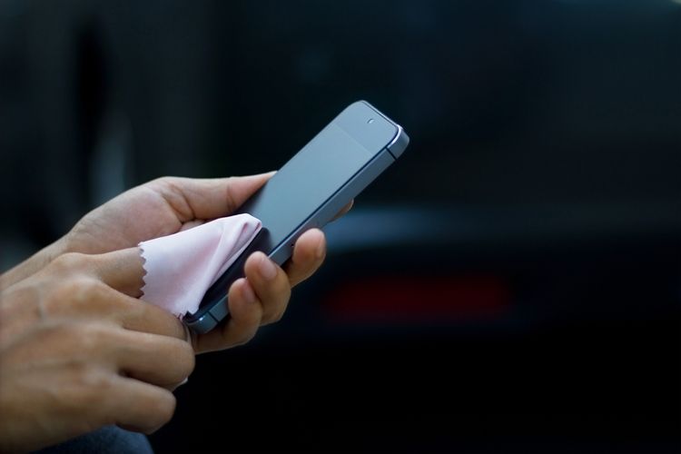 Jak vyčistit dotykový displej telefonu?