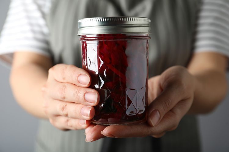 Sterilizovaná řepa ve sladkokyselém nálevu