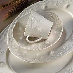 24dílná sada porcelánového nádobí Stitched