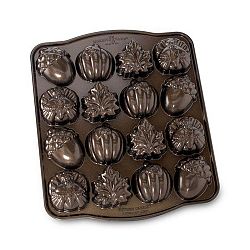 Forma na cukroví Nordic Ware Podzim
