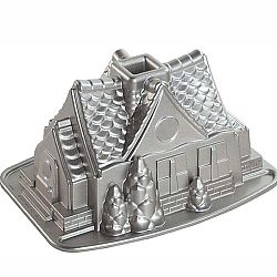Forma na pečení Nordic Ware Domeček