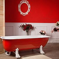 Červená koupelna - nejen pro lidi, kteří se nebojí riskovat