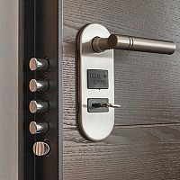 Bezpečnostní dveře Sherlock, Adlo, nebo Securido? Které jsou nejlepší?