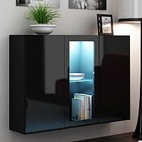 Skleněné vitríny do obýváku, dřevěné vitríny do jídelny