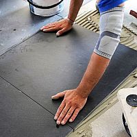 Gresová dlažba i na terasu nebo do garáže. Je mrazuvzdorná