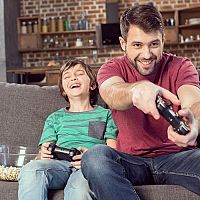 Nejlepší herní konzole nejen do ruky pro děti i dospělé ukáže porovnání