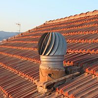 Jak vybrat komínovou hlavici. Rotační nejsou nejlevnější