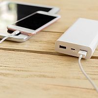 Nejlepší jsou powerbanky s kapacitou 20000 mAh. Externí nabíječky a jejich porovnání