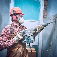 Jak vybrat nejlepší vrtací kladivo? Makita, Bosch, nebo Parkside?