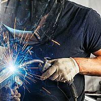 Nejlepší svářecí invertory (svářečky) – recenze a testy 2022