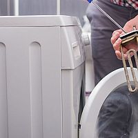 Jak vyndat spirálu z pračky? 5 tipů, které vám s tím pomohou