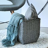 Proutěné koše na prádlo, na květiny, dřevo, seno, brambory nebo na houby. Využití mají nejen v kuchyni