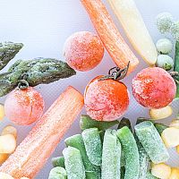 Návod, jak správně zmrazit brambory, kapustu, maso, šunku, párky, brokolici nebo borůvky