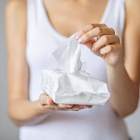 Jak si vyrobit domácí vlhčené utěrky/ubrousky