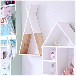Bílá dřevěná nástěnná polička North Carolina Scandinavian Home Decors Teepee L