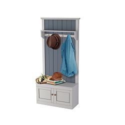 Bílá předsíňová stěna z borovicového dřeva Støraa Monroe