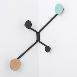 Černý rohový nástěnný věšák s mentolově zeleným detailem Gazzda Hook