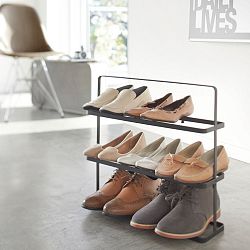 Černý široký stojan na boty Yamazaki Tower Shoe Rack