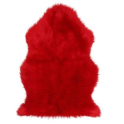 Červený koberec z umělé kožešiny Eco Rugs Tekli, 70 x 100 cm