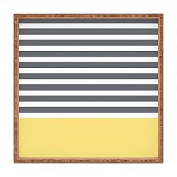 Dřevěný dekorativní servírovací tác Strict, 40 x 40 cm