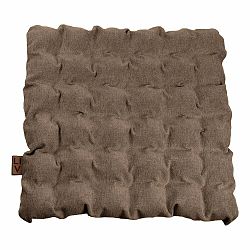 Hnědý sedací polštářek s masážními míčky Linda Vrňáková Bubbles, 55 x 55 cm