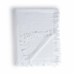 Krémový přehoz z recyklované bavlny 180x260 cm Spike – Ixia