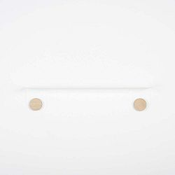 Nástěnná bílá police z masivního dubového dřeva se 2 háčky Gazzda Hook, délka 60 cm