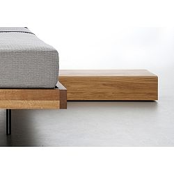 Noční stolek z olejovaného dubového dřeva Mazzivo Cubbe 2.0