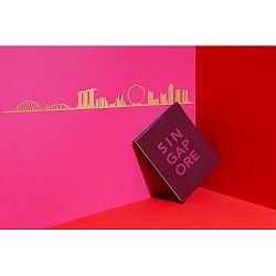 Pozlacená nástěnná dekorace se siluetou města The Line Singapore