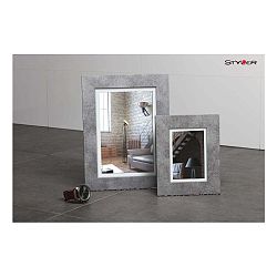 Šedý rámeček s bílou paspartou na fotografii Styler Lahti, 30 x 40 cm