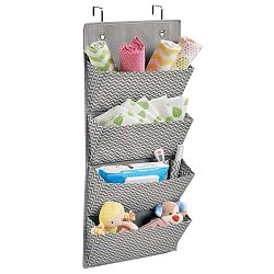 Šedý závěsný organizér se 4 kapsami iDesign Chevron