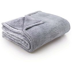 Světle šedá deka z mikrovlákna DecoKing Fluff Steel, 170 x 210 cm