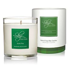 Svíčka s vůní skotské borovice, vřesny, pačuli a koření Skye Candles Tumbler, délka hoření 45 hodin