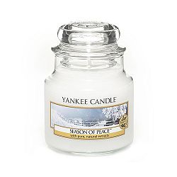 Vonná svíčka Yankee Candle Zimní Harmonie, doba hoření 25 - 40 hodin